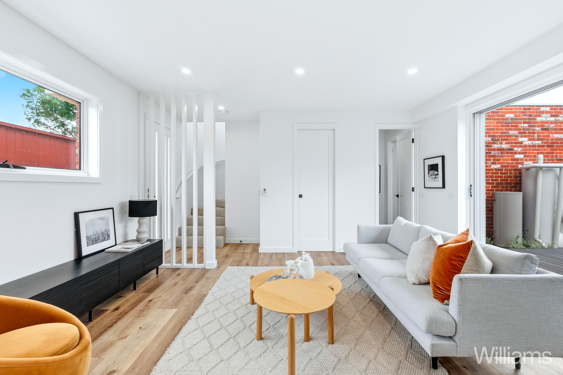 2/15 Eames Avenue, BROOKLYN VIC