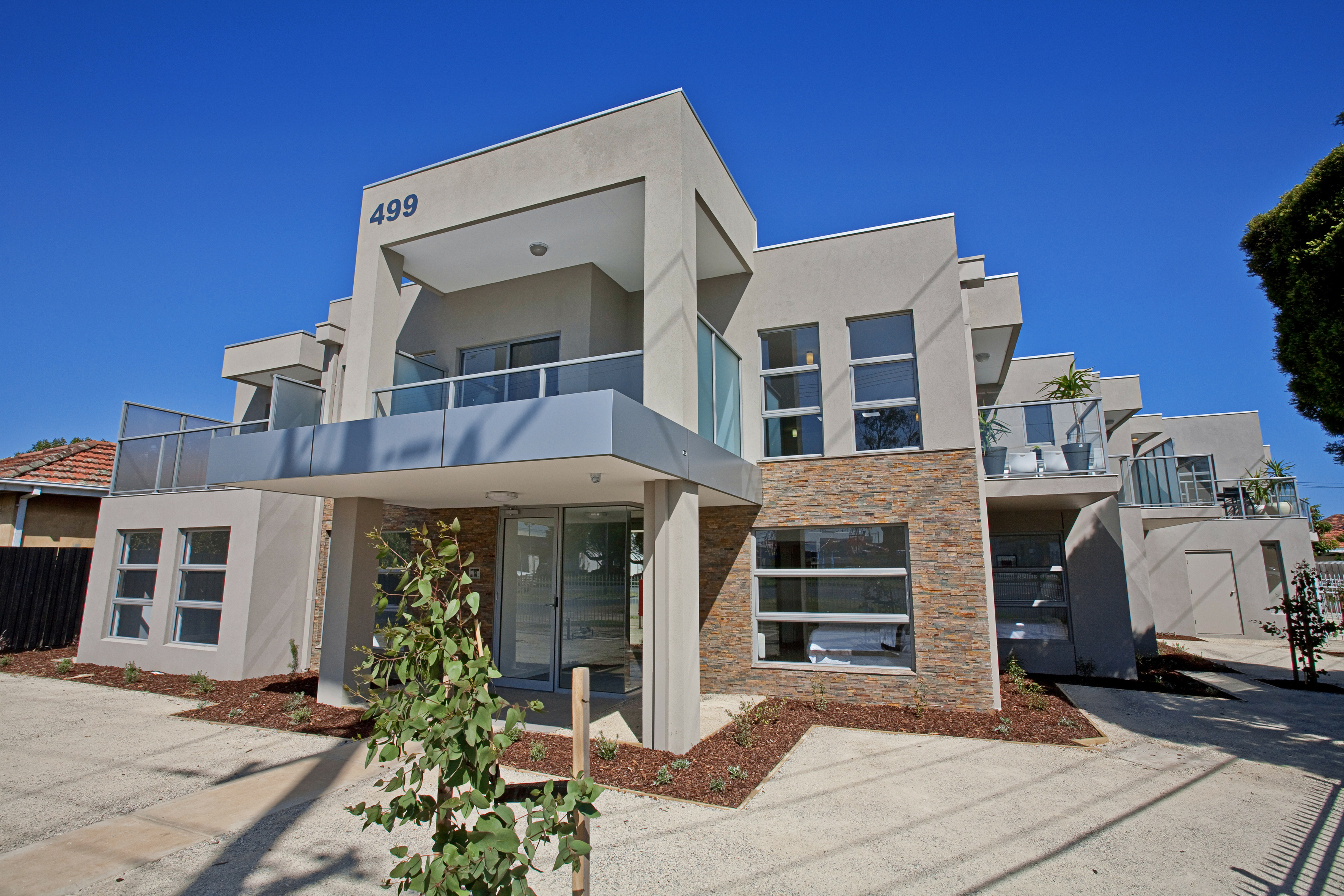 1/499 Geelong Road, YARRAVILLE VIC