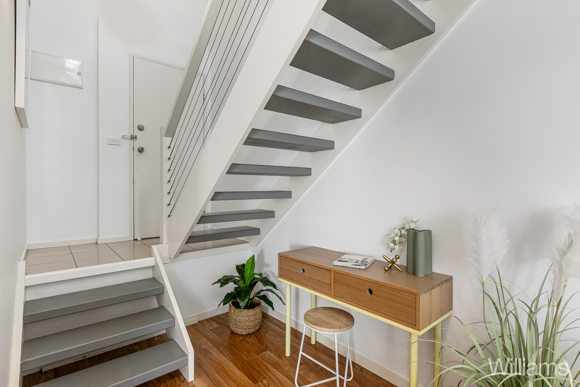 10/2 Thompson Street, WILLIAMSTOWN VIC
