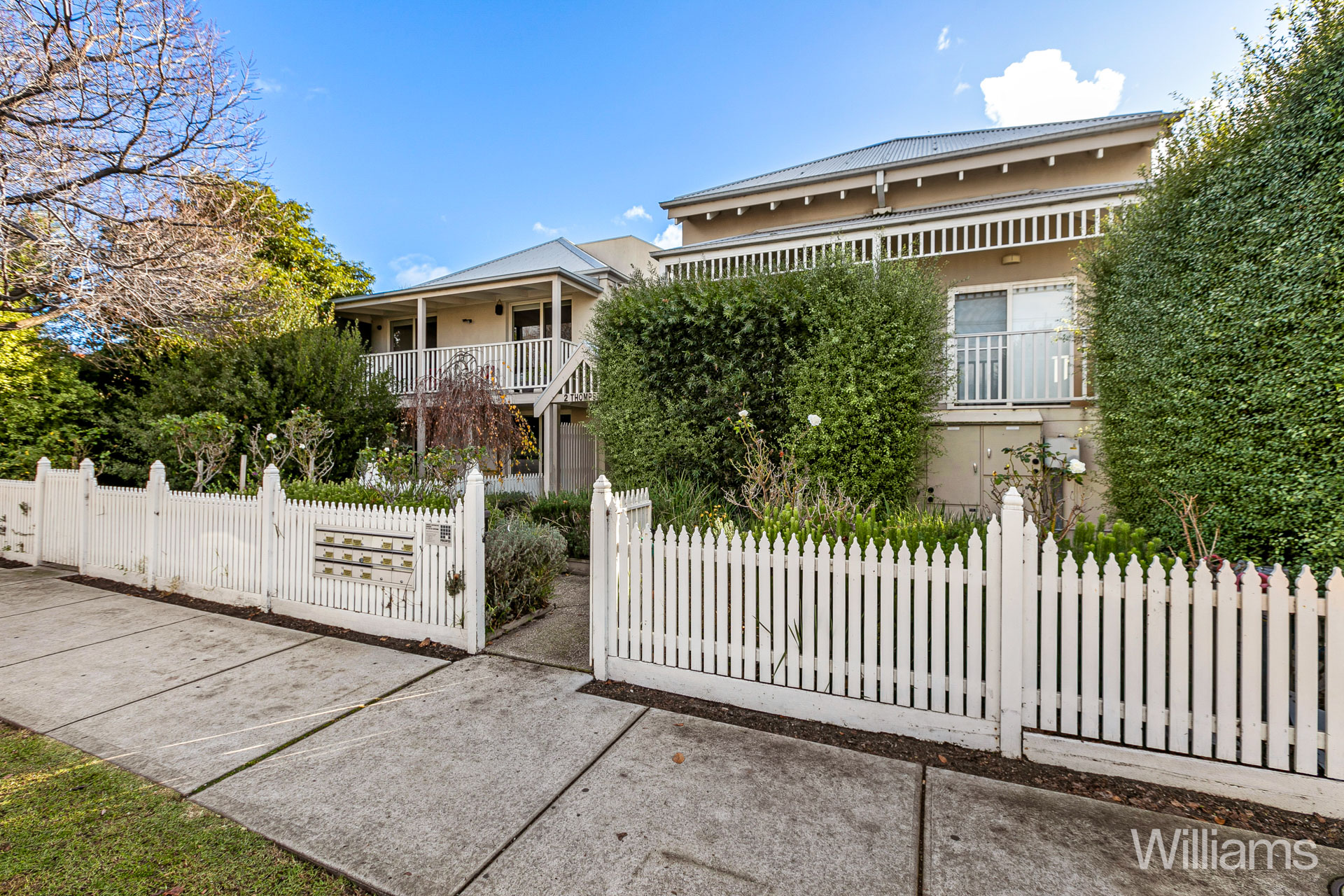 10/2 Thompson Street, WILLIAMSTOWN VIC